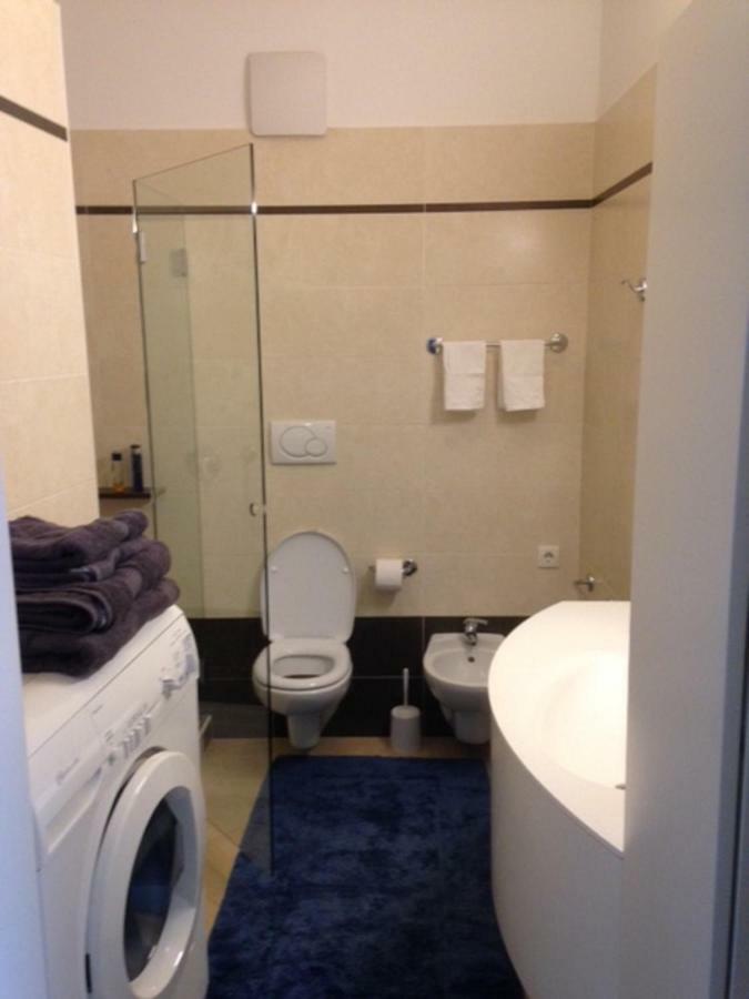 Apartment G.Verdi Bolzano Luaran gambar